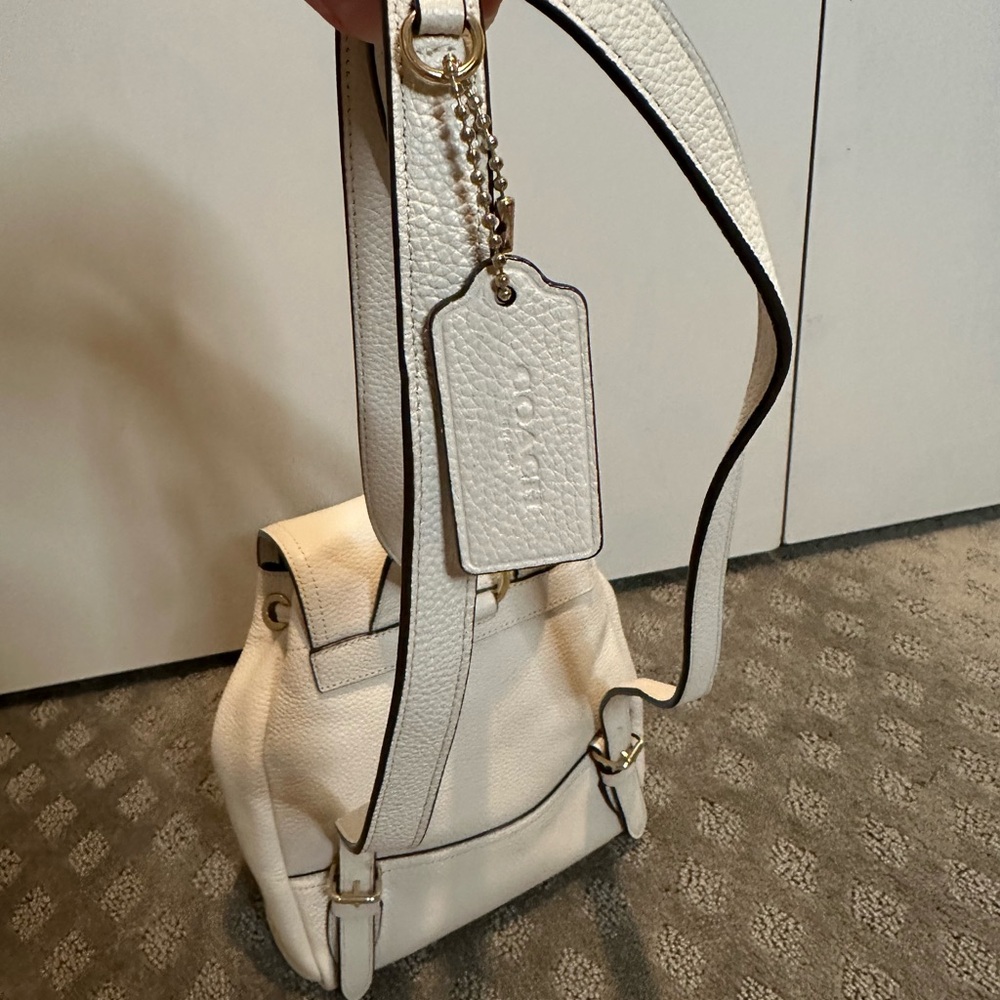 Coach Cream Pebbled Leather Mini Backpack with Gold Turnlock - Picture 3 of 7